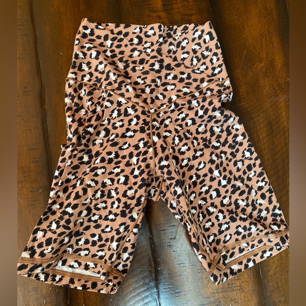 Leopard Print Biker shorts XS - Aerie - Picture 2 of 8